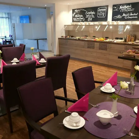 Business Class Hotel