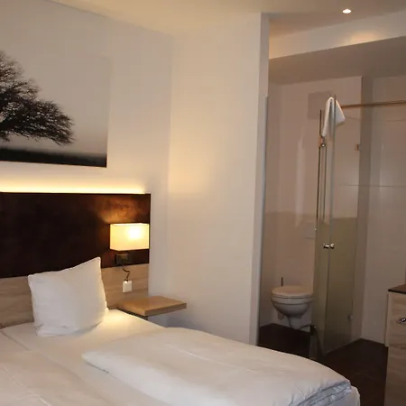 Business Class Hotel