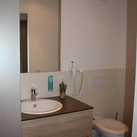 Business Class Hotel 3*