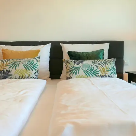 Business Class Hotel